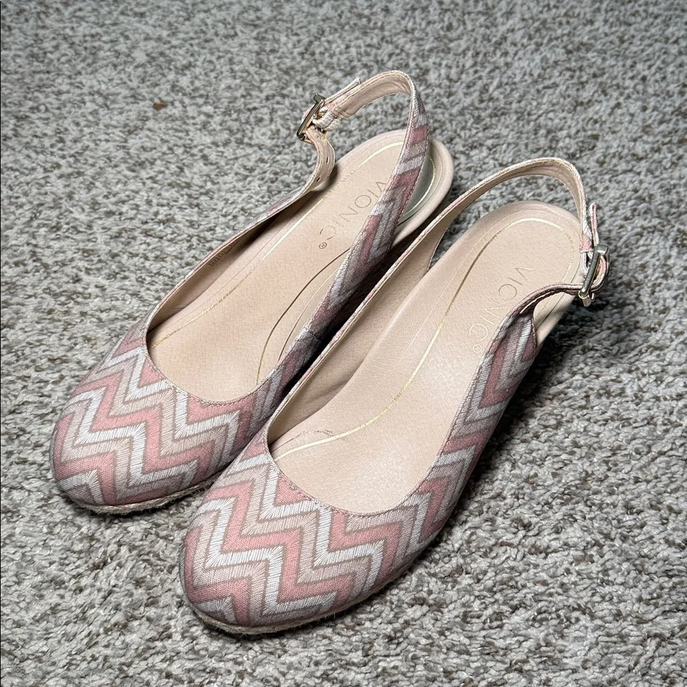 Vionic‎ Coralina Women's Chevron Slingback Wedge Size 8.5